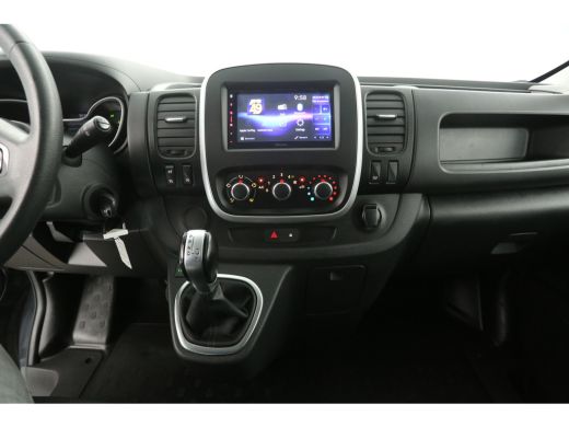 Renault Trafic 2.0 dCi 145PK L2H1 | DC | 6 Zits | Automaat | Airco | Cruise | Carplay | Trekhaak | Parkeersens. ActivLease financial lease