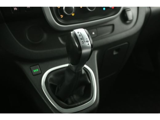 Renault Trafic 2.0 dCi 145PK L2H1 | DC | 6 Zits | Automaat | Airco | Cruise | Carplay | Trekhaak | Parkeersens. ActivLease financial lease