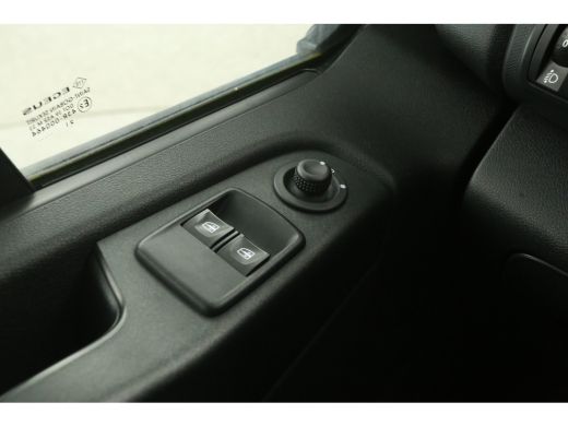 Renault Trafic 2.0 dCi 145PK L2H1 | DC | 6 Zits | Automaat | Airco | Cruise | Carplay | Trekhaak | Parkeersens. ActivLease financial lease