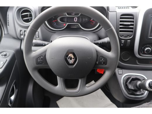 Renault Trafic 2.0 dCi L2 H1 120pk Airco Navigatie ActivLease financial lease