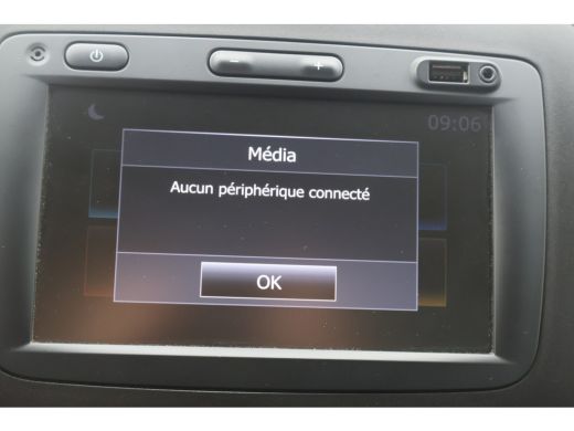 Renault Trafic 2.0 dCi L2 H1 120pk Airco Navigatie ActivLease financial lease