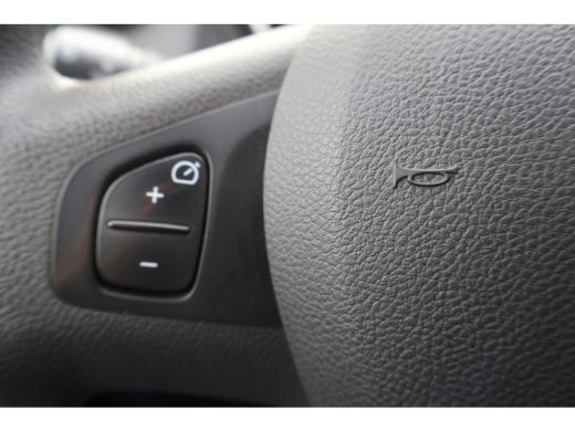 Renault Trafic 2.0 dCi L2 H1 120pk Airco Navigatie ActivLease financial lease