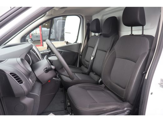 Renault Trafic 2.0 dCi L2 H1 120pk Airco Navigatie ActivLease financial lease