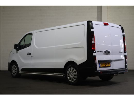 Renault Trafic 2.0 dCi L2 H1 120pk Airco Navigatie ActivLease financial lease