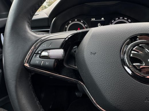 Skoda Kamiq TSI 110PK AMBITION CAMERA/CRUISE/CARPLAY ActivLease financial lease