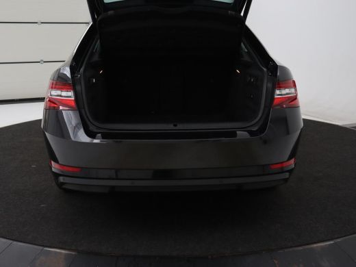 Skoda Superb 1.5 TSI Style Business | Panoramadak | Leder | Adaptive cruise | Stoelverwarming | Camera | Bi-Xe... ActivLease financial lease