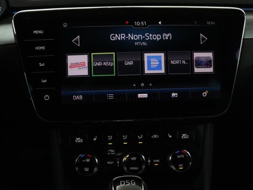 Skoda Superb 1.5 TSI Style Business | Panoramadak | Leder | Adaptive cruise | Stoelverwarming | Camera | Bi-Xe... ActivLease financial lease