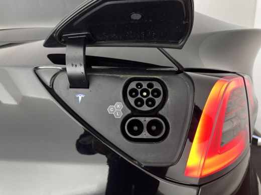 Tesla Model Y RWD 58 kWh [ 3-Fase-11kW ] {SOH-91%} (INCL-BTW) Aut. *PANO | LEATHER | AUTO-PILOT | NAVI-FULLMAP ... ActivLease financial lease