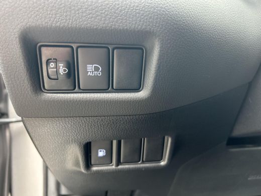 Toyota C-HR 1.8 Hybrid Active ActivLease financial lease