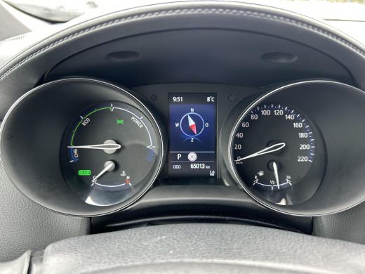 Toyota C-HR 1.8 Hybrid Active ActivLease financial lease