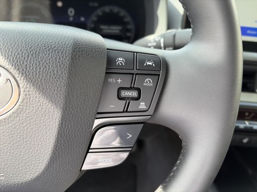 Toyota C-HR 2.0 Plug-in Hybrid 220 First Edition ActivLease financial lease