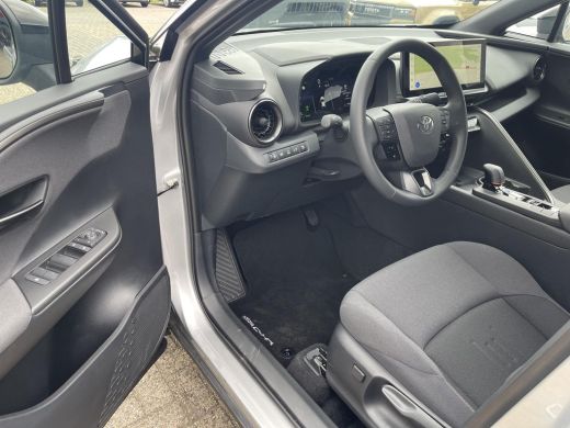 Toyota C-HR 2.0 Plug-in Hybrid 220 First Edition ActivLease financial lease