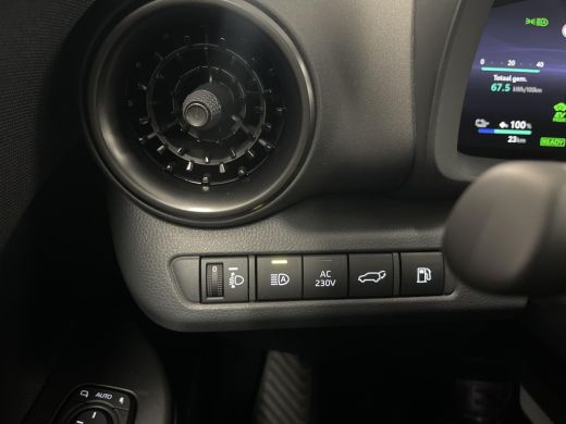 Toyota C-HR 2.0 Plug-in Hybrid 220 First Edition ActivLease financial lease