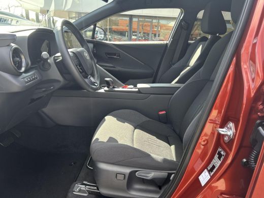 Toyota C-HR 2.0 Plug-in Hybrid 220 First Edition ActivLease financial lease