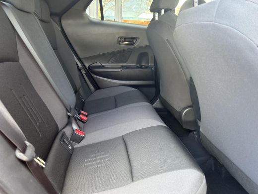 Toyota C-HR 2.0 Plug-in Hybrid 220 First Edition ActivLease financial lease