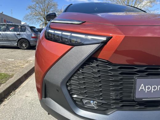 Toyota C-HR 2.0 Plug-in Hybrid 220 First Edition ActivLease financial lease