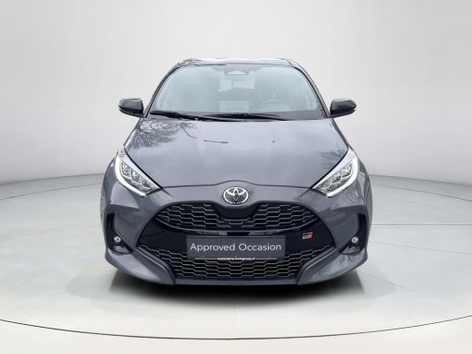 Toyota Yaris 1.5 Hybrid 130 GR SPORT PLUS PACK | 06-10141018 Voor meer informatie ActivLease financial lease