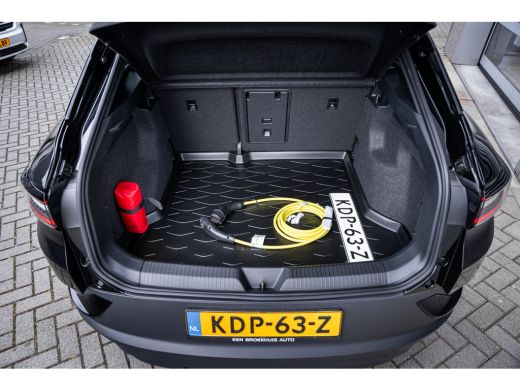 Volkswagen ID.4 Pro Limited Edition 77 kWh | Achteruitrijcamera | Elektrisch bedienbare achterklep met sensorstur... ActivLease financial lease