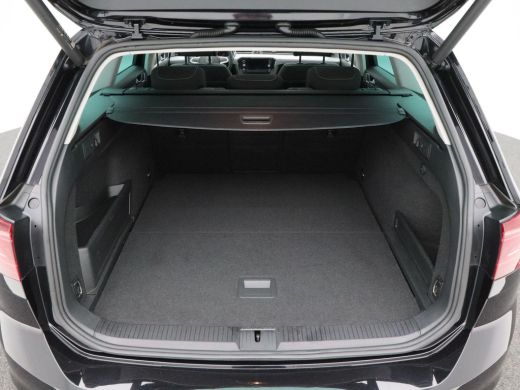 Volkswagen Passat 1.4 TSi 218 Pk PHEV GTE Business | Panoramadak | Camera | Adaptive Cruise | Stoelverwarming | Nav... ActivLease financial lease