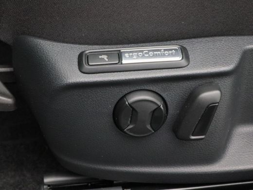 Volkswagen Passat 1.4 TSi 218 Pk PHEV GTE Business | Panoramadak | Camera | Adaptive Cruise | Stoelverwarming | Nav... ActivLease financial lease