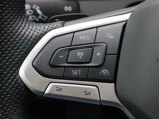 Volkswagen Passat 1.4 TSi 218 Pk PHEV GTE Business | Panoramadak | Camera | Adaptive Cruise | Stoelverwarming | Nav... ActivLease financial lease