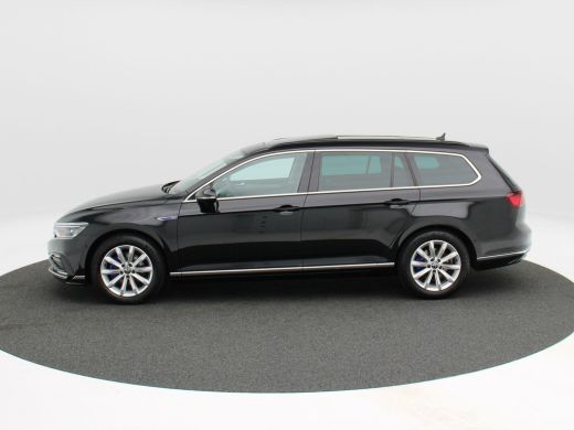 Volkswagen Passat 1.4 TSi 218 Pk PHEV GTE Business | Panoramadak | Camera | Adaptive Cruise | Stoelverwarming | Nav... ActivLease financial lease