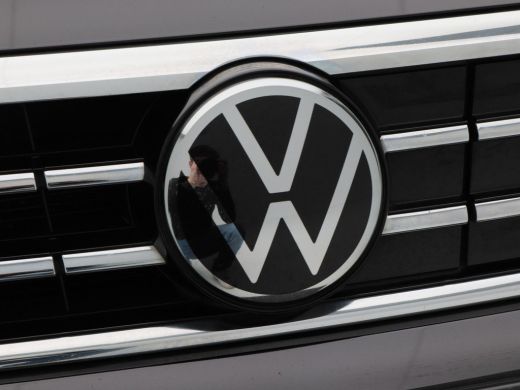 Volkswagen Passat 1.4 TSi 218 Pk PHEV GTE Business | Panoramadak | Camera | Adaptive Cruise | Stoelverwarming | Nav... ActivLease financial lease