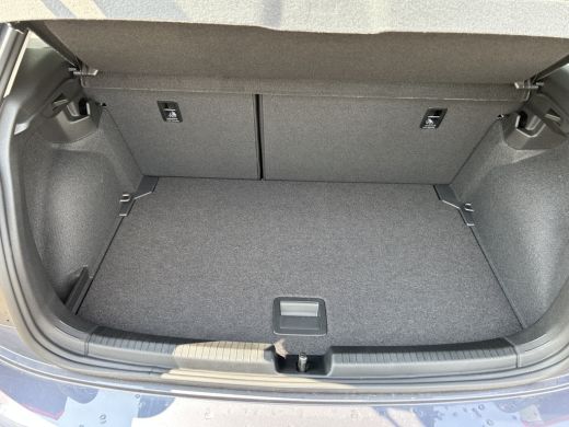 Volkswagen Polo Life Edition 1.0 TSI 70 kW / 95 PK Hatchback 5 versn. Hand |Prijs is inclusief &euro;2000,- inruilprem... ActivLease financial lease