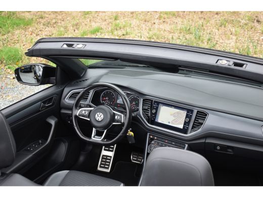 Volkswagen T-Roc 1.5 TSI 150PK DSG R-LINE SPORT/PDC/NAVI ActivLease financial lease