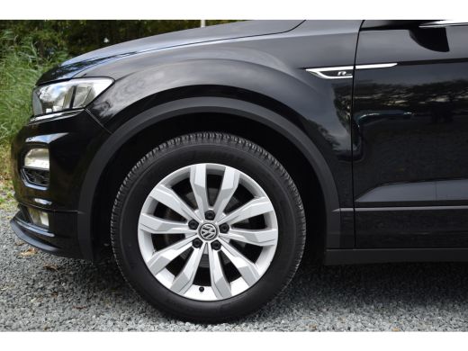 Volkswagen T-Roc 1.5 TSI 150PK DSG R-LINE SPORT/PDC/NAVI ActivLease financial lease