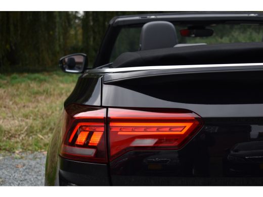 Volkswagen T-Roc 1.5 TSI 150PK DSG R-LINE SPORT/PDC/NAVI ActivLease financial lease