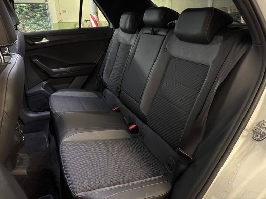 Volkswagen T-Roc 1.5 TSI 150PK DSG R-SPORT VIRTUAL/NAVI/CAMERA/ ActivLease financial lease