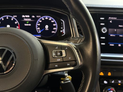 Volkswagen T-Roc 1.5 TSI 150PK DSG R-SPORT VIRTUAL/NAVI/CAMERA/ ActivLease financial lease