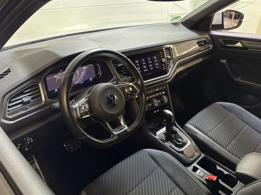 Volkswagen T-Roc 1.5 TSI 150PK DSG R-SPORT VIRTUAL/NAVI/CAMERA/ ActivLease financial lease