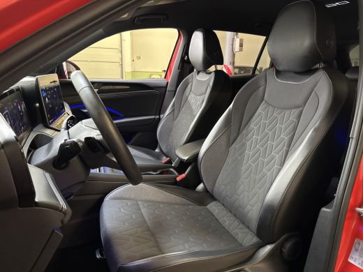 Volkswagen Tiguan 1.5 eTSI 150PK DSG LIFE GOAL IQ.LIGHT/360&deg;CAMERA/TREKHAAK,FABRIEKS GARANTIE ActivLease financial lease