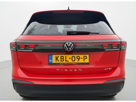 Volkswagen Tiguan 1.5 eTSI 150PK DSG LIFE GOAL IQ.LIGHT/360&deg;CAMERA/TREKHAAK,FABRIEKS GARANTIE ActivLease financial lease