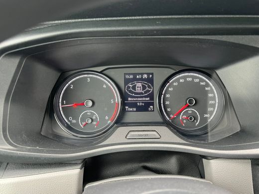 Volkswagen Transporter 150 Pk 7-DSG Dubbele Cabine | Navigatie | 150 pk DSG | Verwarmbare Voorruit | 17" Lichtmetaal ActivLease financial lease