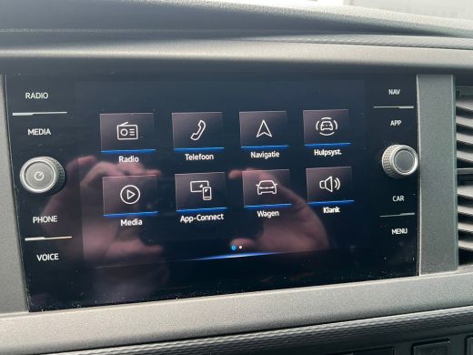 Volkswagen Transporter 150 Pk 7-DSG Dubbele Cabine | Navigatie | 150 pk DSG | Verwarmbare Voorruit | 17" Lichtmetaal ActivLease financial lease