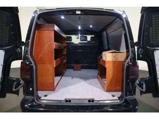 Volkswagen Transporter 2.0 TDI 150pk Bulli Black Edition Leer Led ActivLease financial lease
