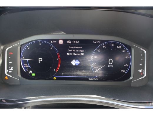 Volkswagen Transporter 2.0 TDI 150pk Bulli Black Edition Leer Led ActivLease financial lease