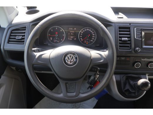 Volkswagen Transporter 2.0 TDI L1 H1 Inrichting ActivLease financial lease