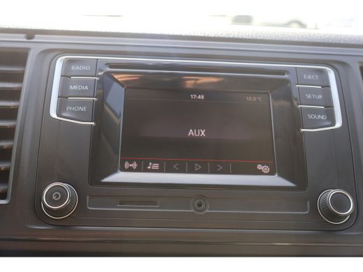 Volkswagen Transporter 2.0 TDI L1 H1 Inrichting ActivLease financial lease