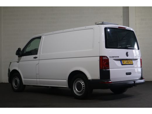 Volkswagen Transporter 2.0 TDI L1 H1 Inrichting ActivLease financial lease