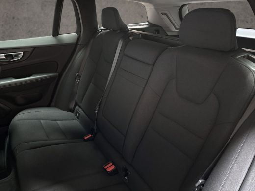 Volvo  V60 2.0 B3 Inscription Automaat (APPLE CARPLAY, GROOT NAVI, GETINT GLAS, SPORTSTOELEN, KEYLESS, LANE ... ActivLease financial lease