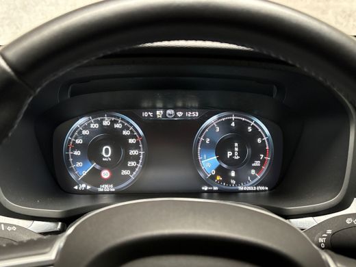 Volvo  V60 2.0 B3 Inscription Automaat (APPLE CARPLAY, GROOT NAVI, GETINT GLAS, SPORTSTOELEN, KEYLESS, LANE ... ActivLease financial lease