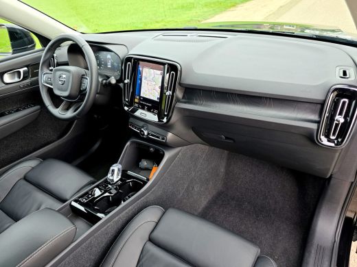 Volvo  XC40 1.5 T5 Recharge Inscription - 260 Pk - Plug-IN Hybrid - Pano - Leder ActivLease financial lease
