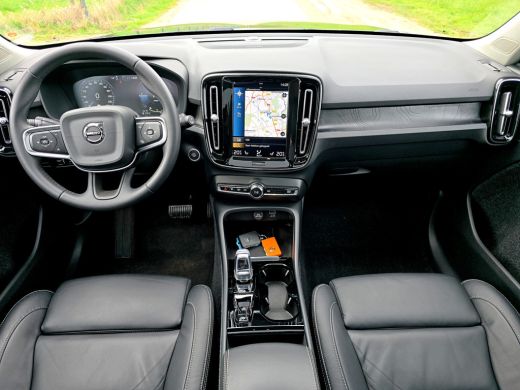 Volvo  XC40 1.5 T5 Recharge Inscription - 260 Pk - Plug-IN Hybrid - Pano - Leder ActivLease financial lease