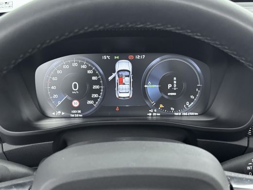 Volvo  XC40 1.5 T5 Recharge R-Design | Trekhaak | Panormadak | PDC V+A en Camera | BLIS | Adaptive Cruiscontr... ActivLease financial lease