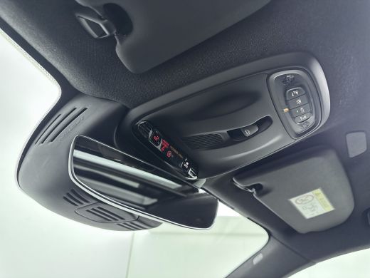 Volvo  XC40 1.5 T5 Recharge R-Design | Trekhaak | Panormadak | PDC V+A en Camera | BLIS | Adaptive Cruiscontr... ActivLease financial lease