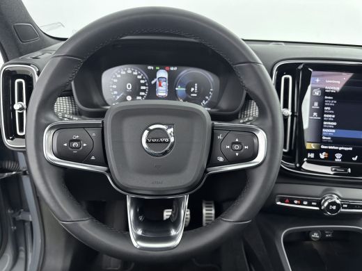 Volvo  XC40 1.5 T5 Recharge R-Design | Trekhaak | Panormadak | PDC V+A en Camera | BLIS | Adaptive Cruiscontr... ActivLease financial lease